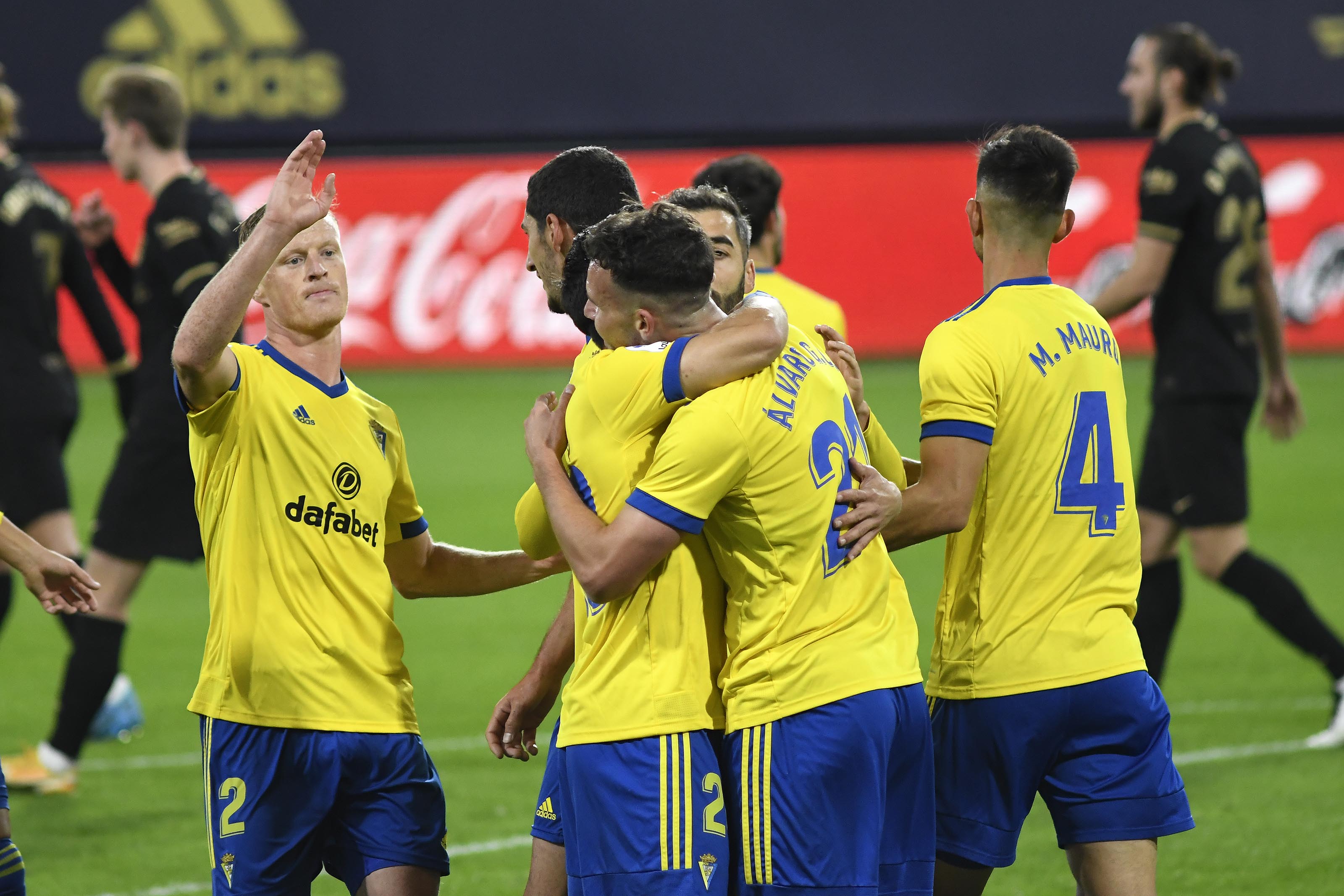 直播吧足球在线直播_(雨燕直播吧足球在线直播)  第2张