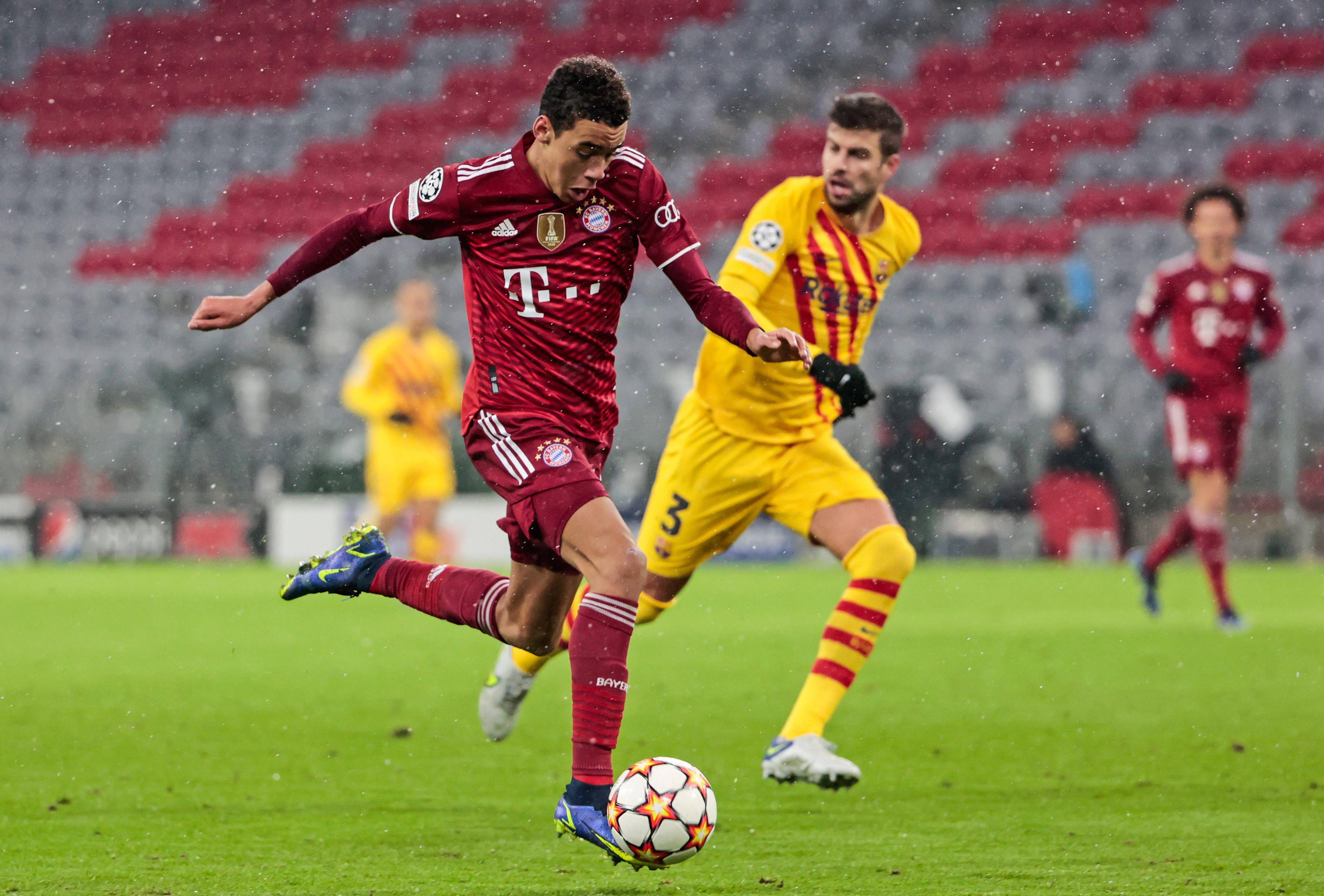 直播欧冠足球_(欧冠直播在线直播观看)  第1张