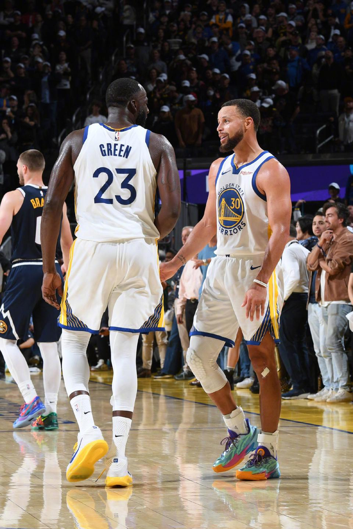 包含库里两战95分追平历史第一纪录与乔丹并列的词条  第2张