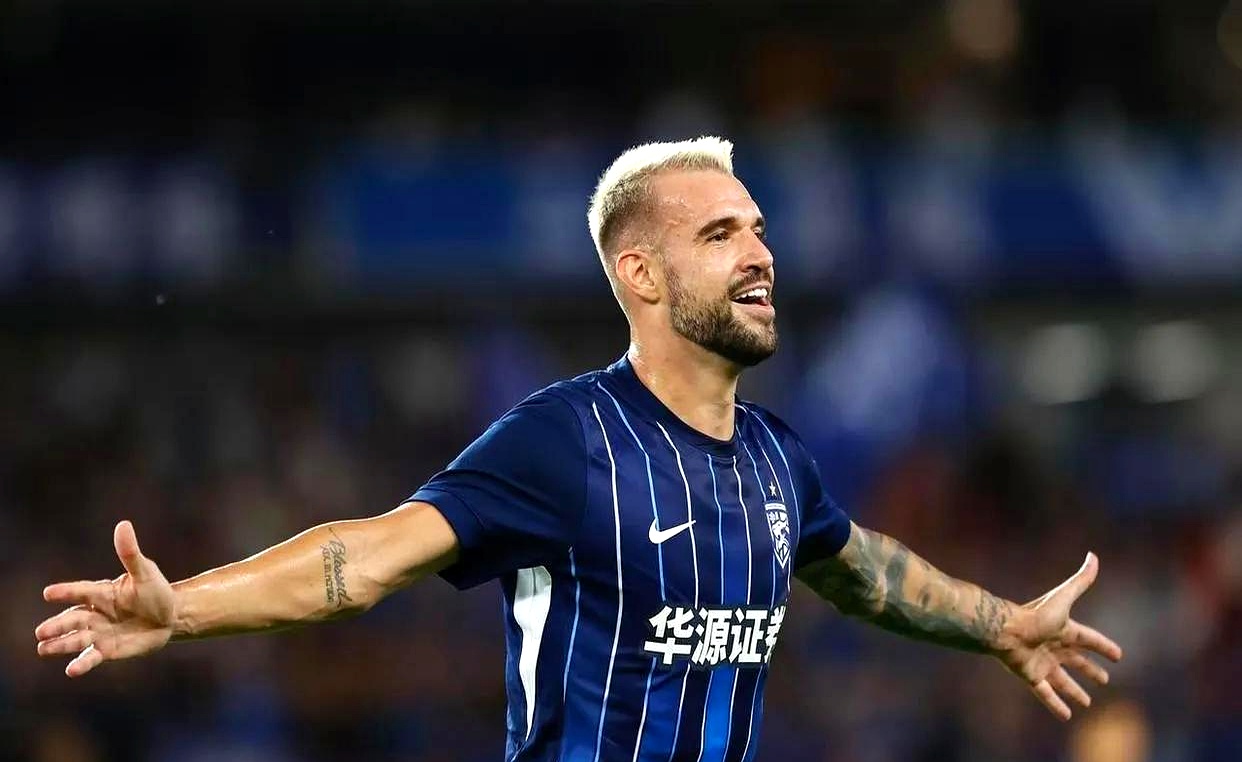 关于中场大将西普里安基本痊愈长春亚泰中场实力将极大提升的信息  第1张