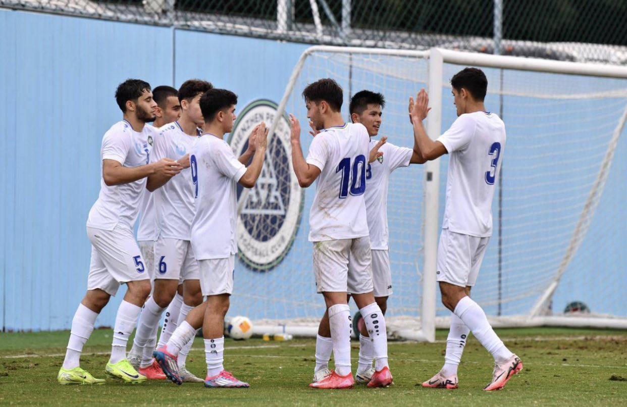 曝国足准备与乌兹别克斯坦热身新任主帅迟迟未能确定的简单介绍  第1张