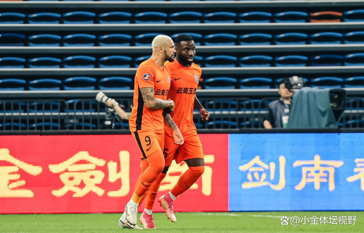 关于中超深圳新鹏城1-3山东泰山李小恒、卡扎破门王彤建功的信息  第1张