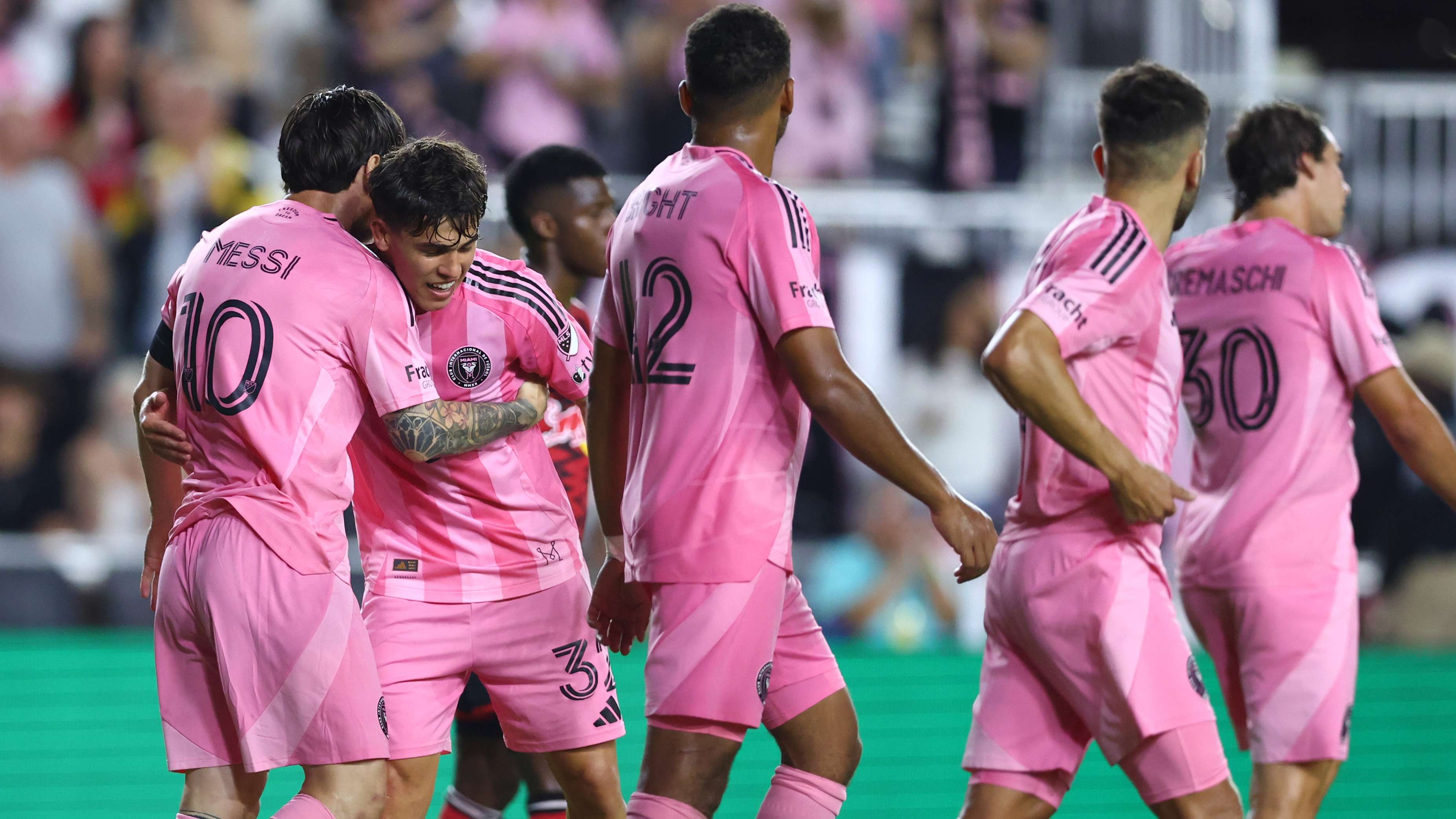 包含西地区杯：图里斯俱乐部VS阿尔卡兰山谷的词条  第2张