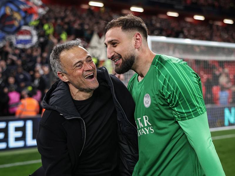 曼联关注多纳鲁马和科斯塔奥纳纳表现不稳影响了被信任度的简单介绍 第2张 曼联关注多纳鲁马和科斯塔奥纳纳表现不稳影响了被信任度的简单介绍 第2张