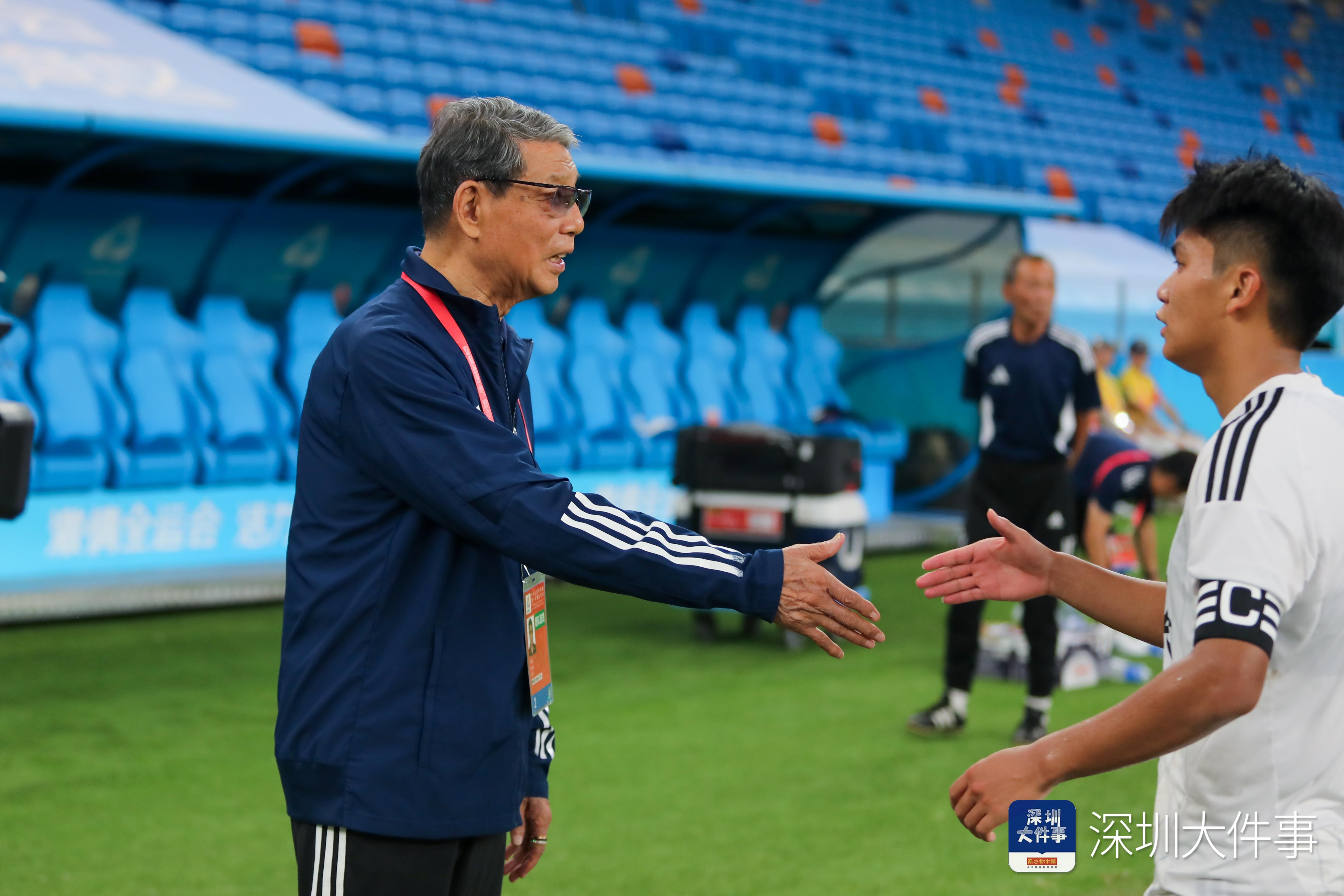 徐根宝率上海U20进四强艰难逆转新疆队的简单介绍  第2张