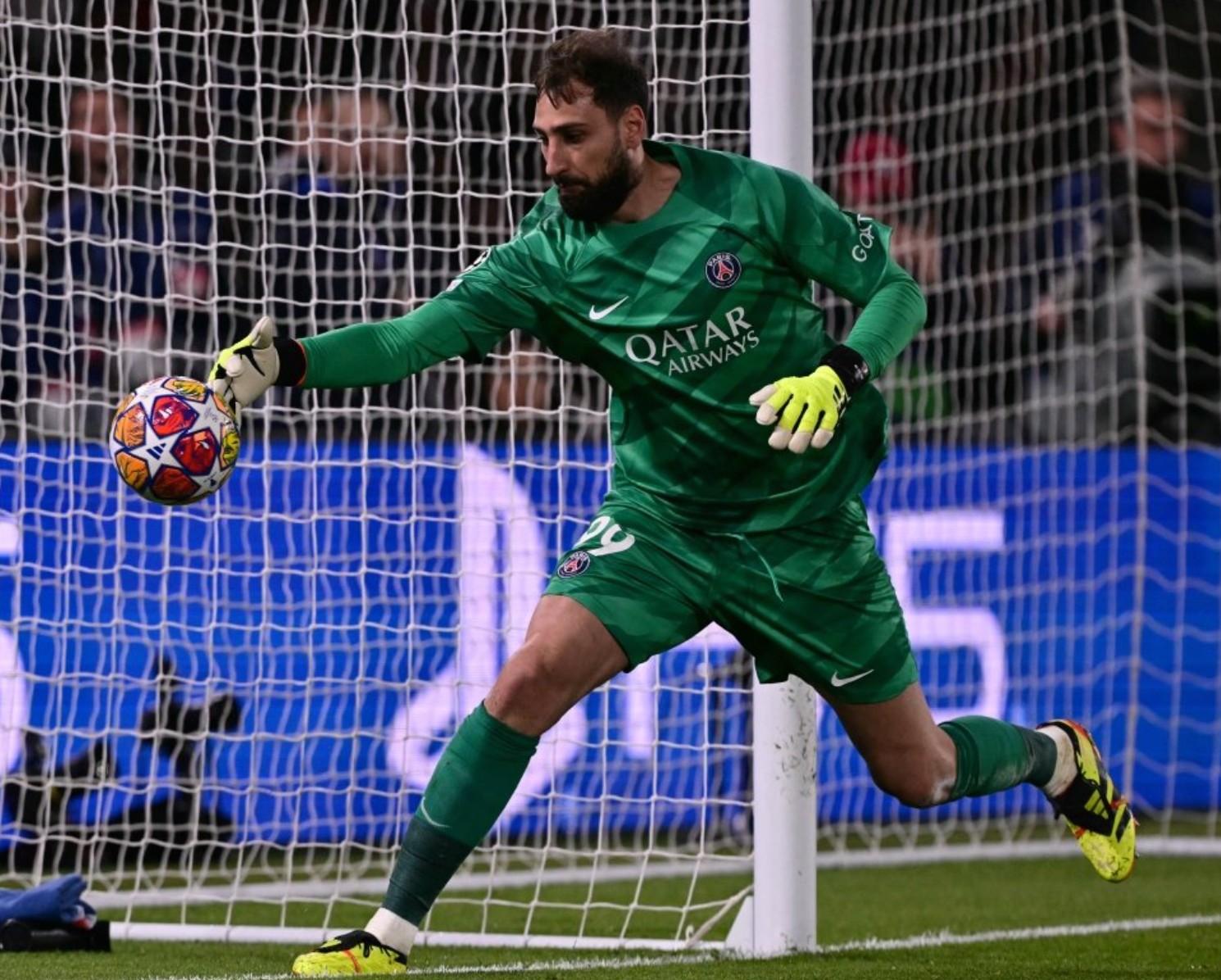 关于曼城关注多纳鲁马蓝月军团已经计划升级门将位置的信息  第2张