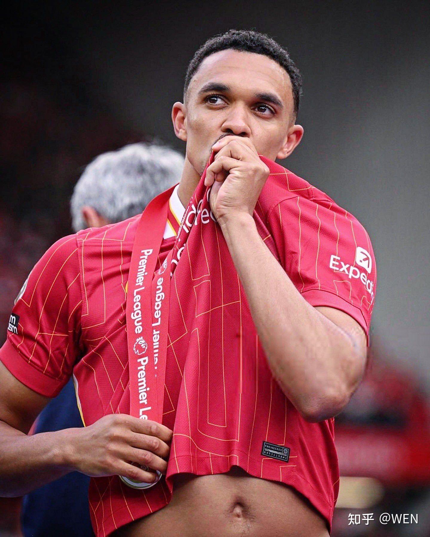 包含皇马晒阿诺德体检照官宣球员正式加盟的词条 第1张 包含皇马晒阿诺德体检照官宣球员正式加盟的词条 第1张