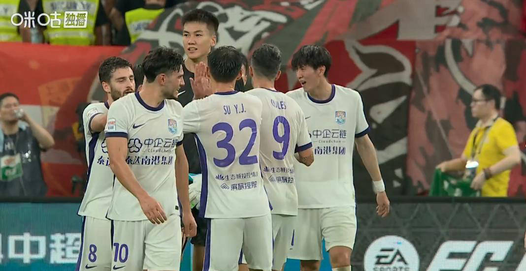 关于上海海港将对战天津津门虎上海海港近况势如破竹的信息  第2张