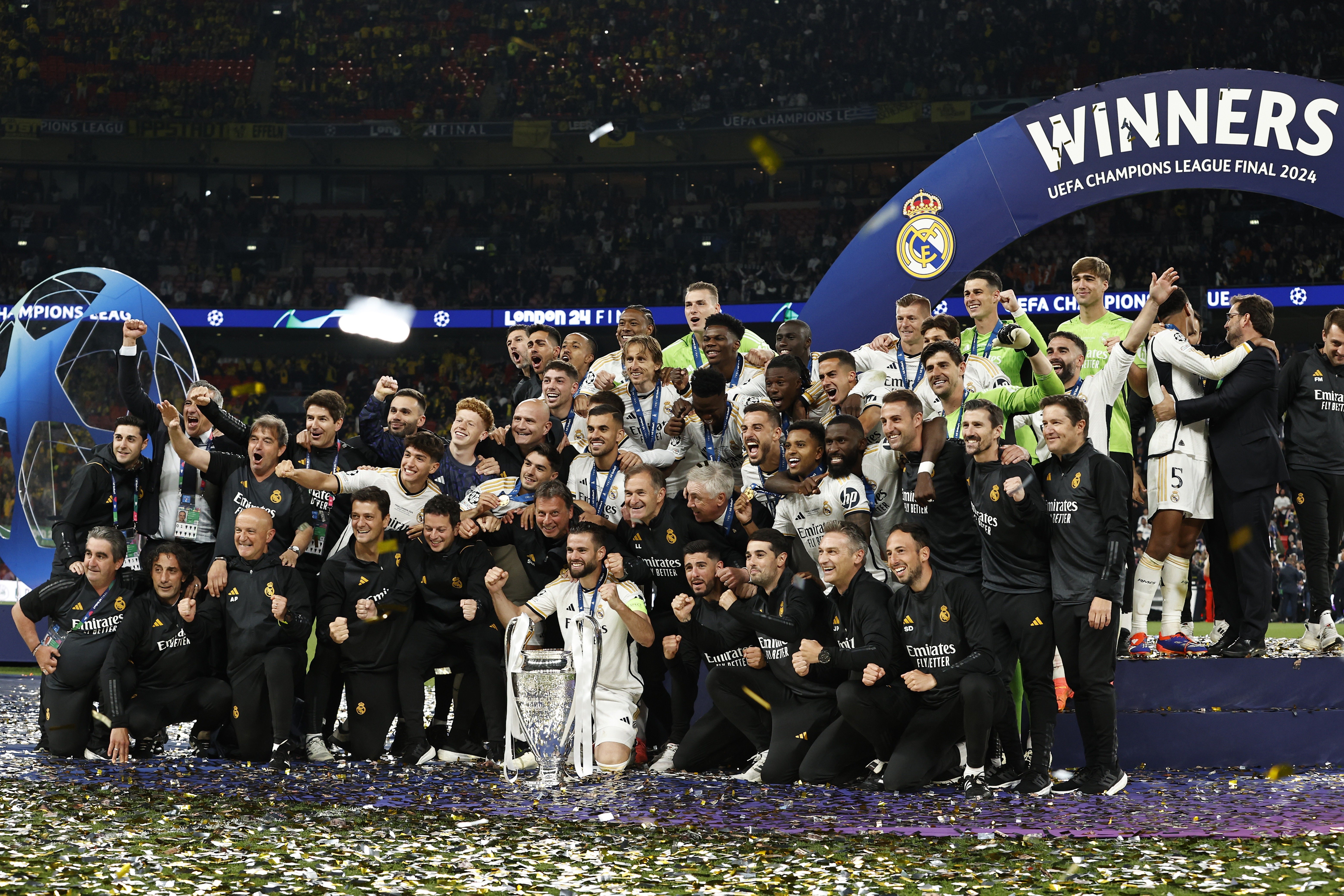 皇马公布联赛首轮名单多名主力领衔 第1张 皇马公布联赛首轮名单多名主力领衔 第1张