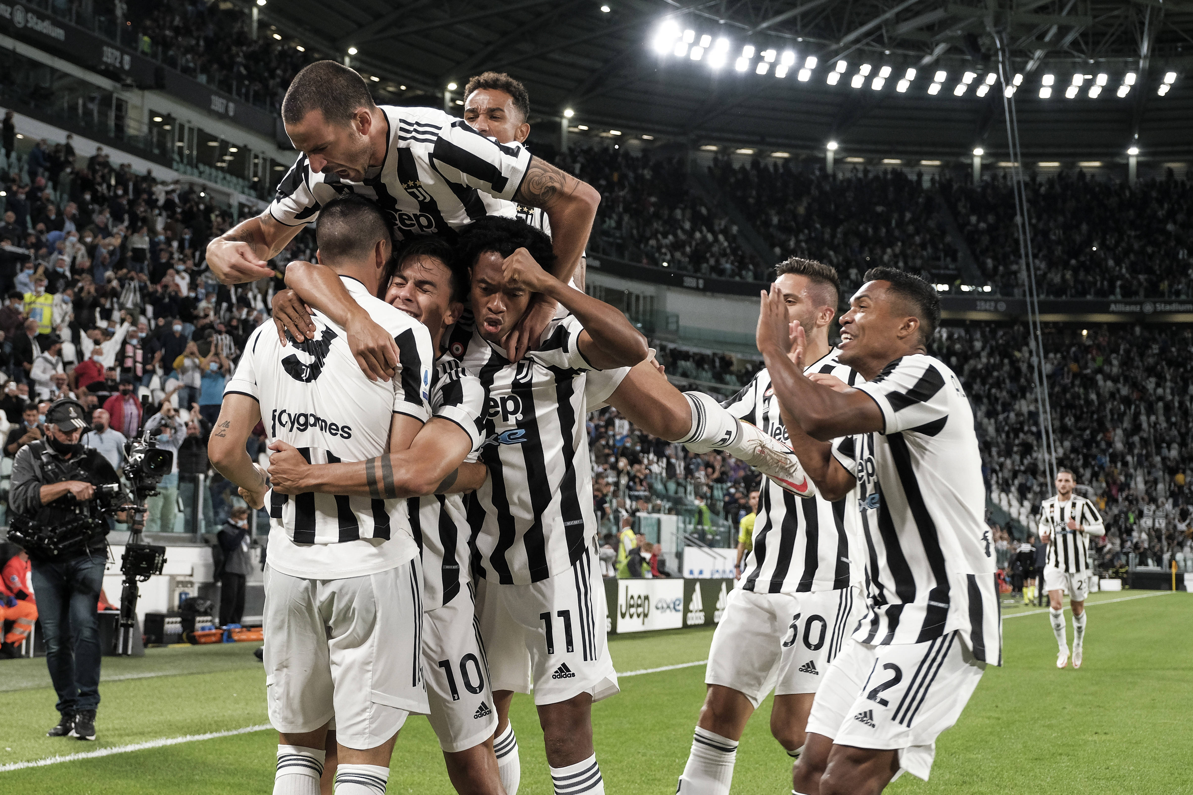 尤文0-0都灵无缘意甲3连胜尤文图斯德比战握手言和的简单介绍  第1张