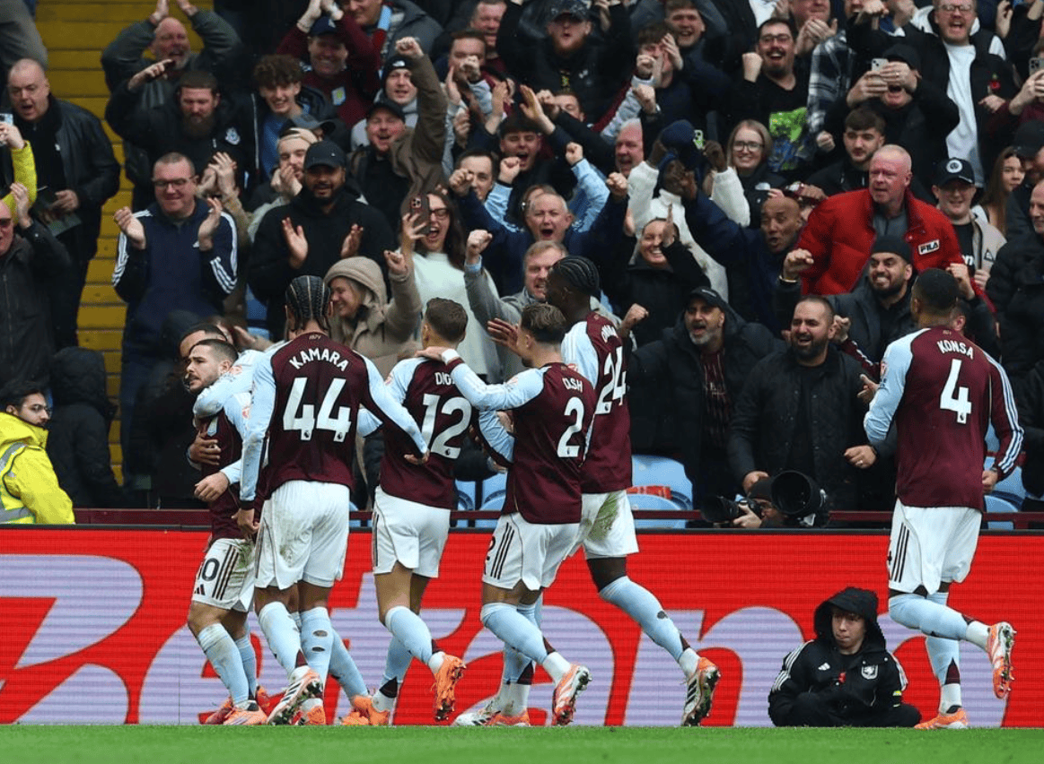 英超阿斯顿维拉4-0伯恩茅斯大马丁扑点巴克利、马伦替补建功的简单介绍  第2张