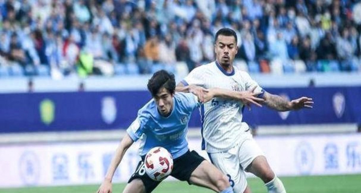 中超大连英博VS梅州客家前瞻梅州客家近四轮联赛接连输球的简单介绍 第1张 中超大连英博VS梅州客家前瞻梅州客家近四轮联赛接连输球的简单介绍 第1张