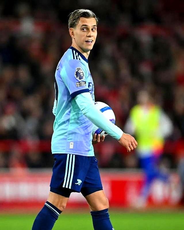 诺丁汉森林公布欧联杯名单津琴科落选的简单介绍  第1张