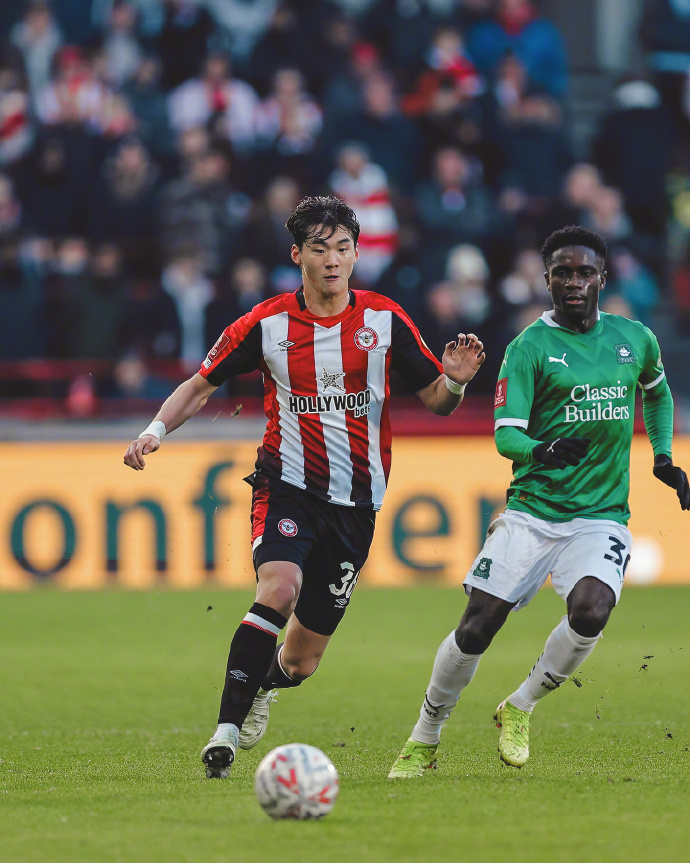 西室内足：科尔多瓦室内足球队VS哈恩帕莱索室内的简单介绍  第2张