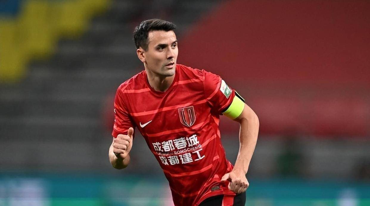 曝周定洋与成都蓉城续约破裂云南玉昆有意引进的简单介绍  第1张