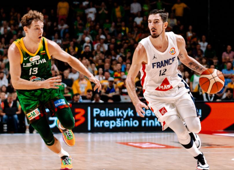 包含德国男篮将对阵立陶宛男篮两队小组赛均取全胜战绩的词条  第1张