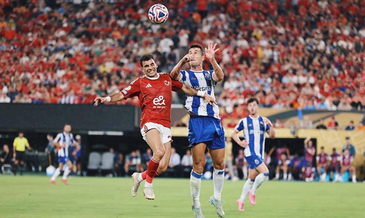 世俱杯草皮质量再引争议质疑美国硬件准备的简单介绍 第1张 世俱杯草皮质量再引争议质疑美国硬件准备的简单介绍 第1张