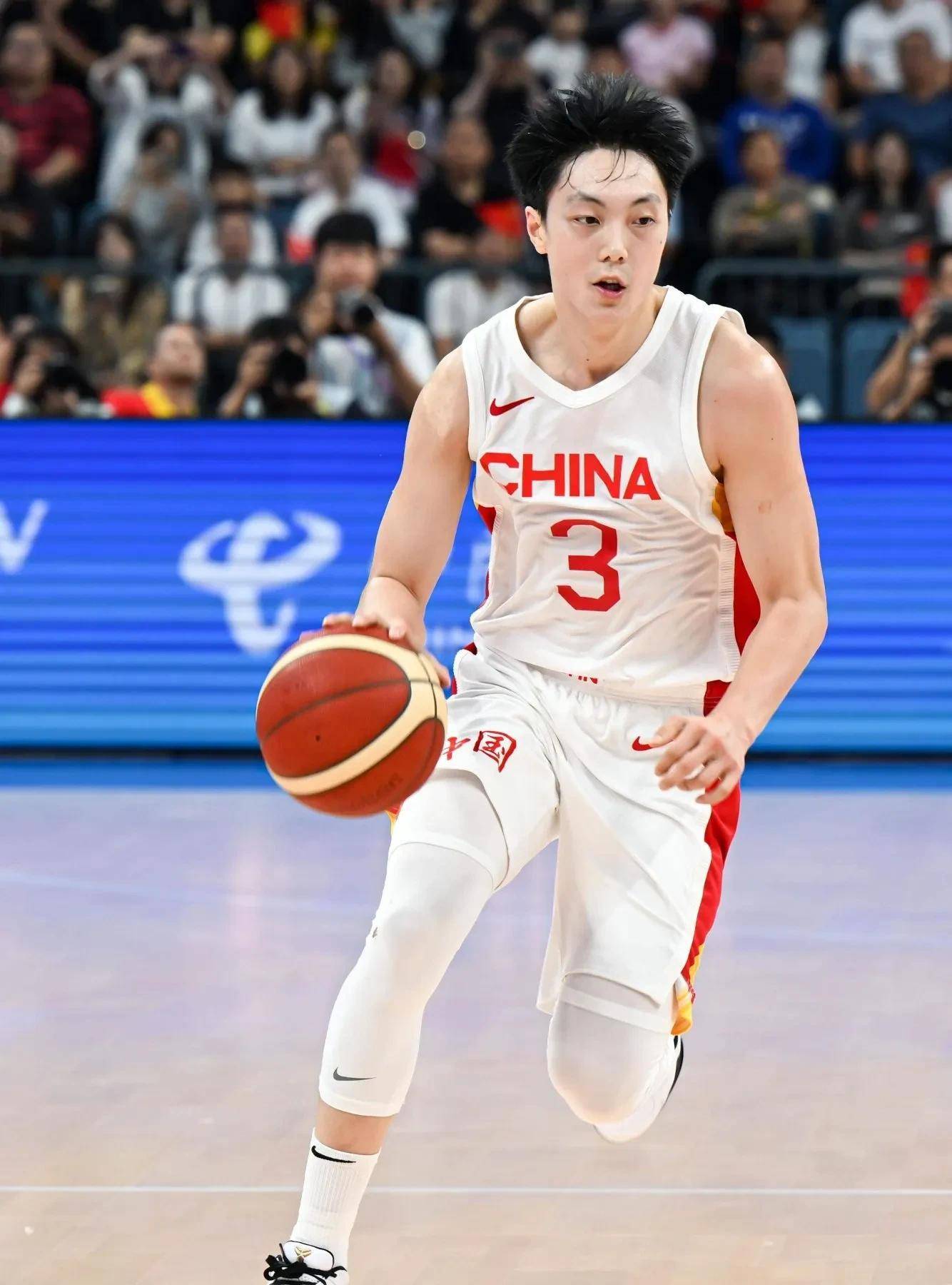 关于中国男篮将战澳大利亚中国男篮渴望时隔十年再度夺冠的信息  第2张