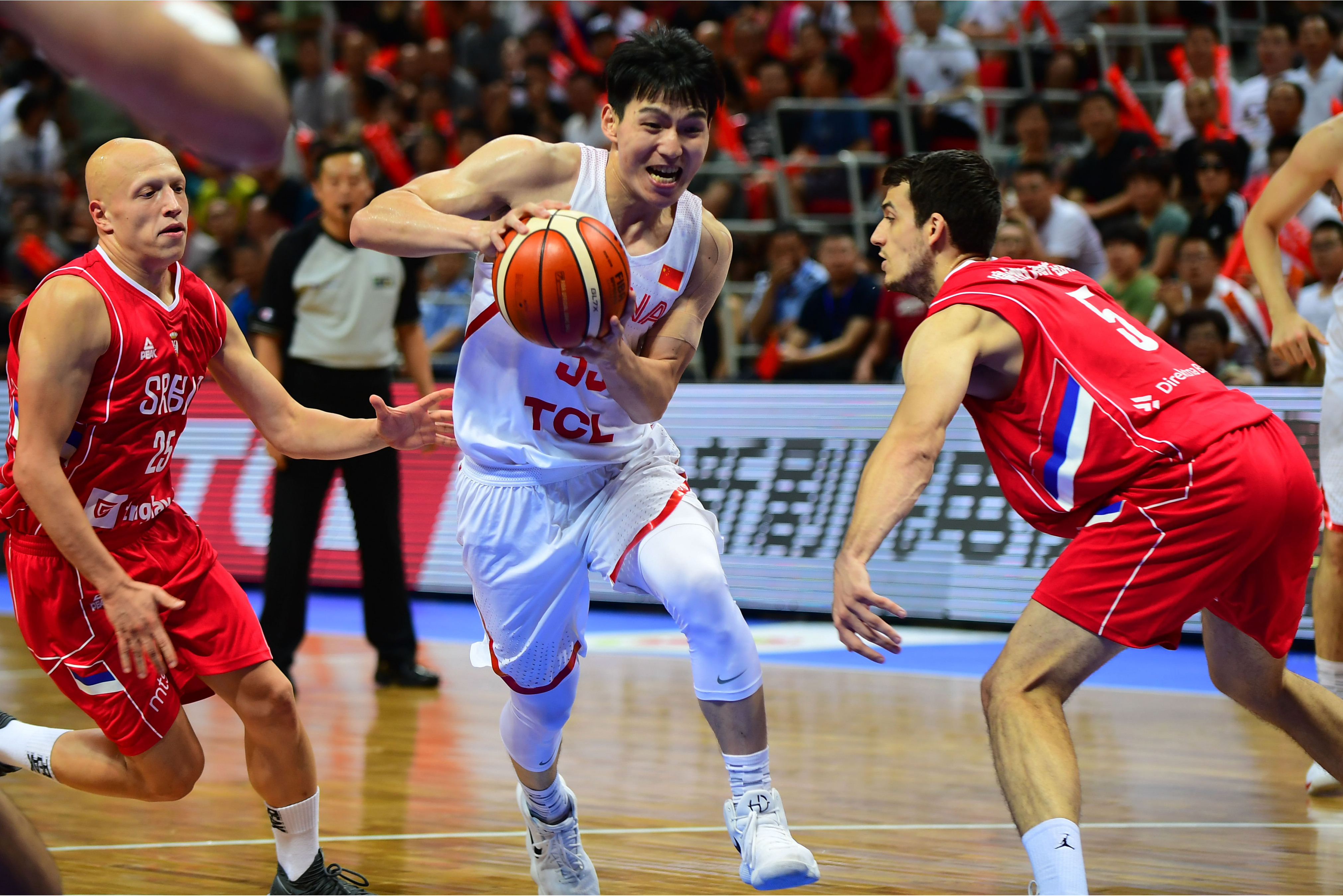 中国男篮上次交手沙特是2005年狂胜对手88分  第1张