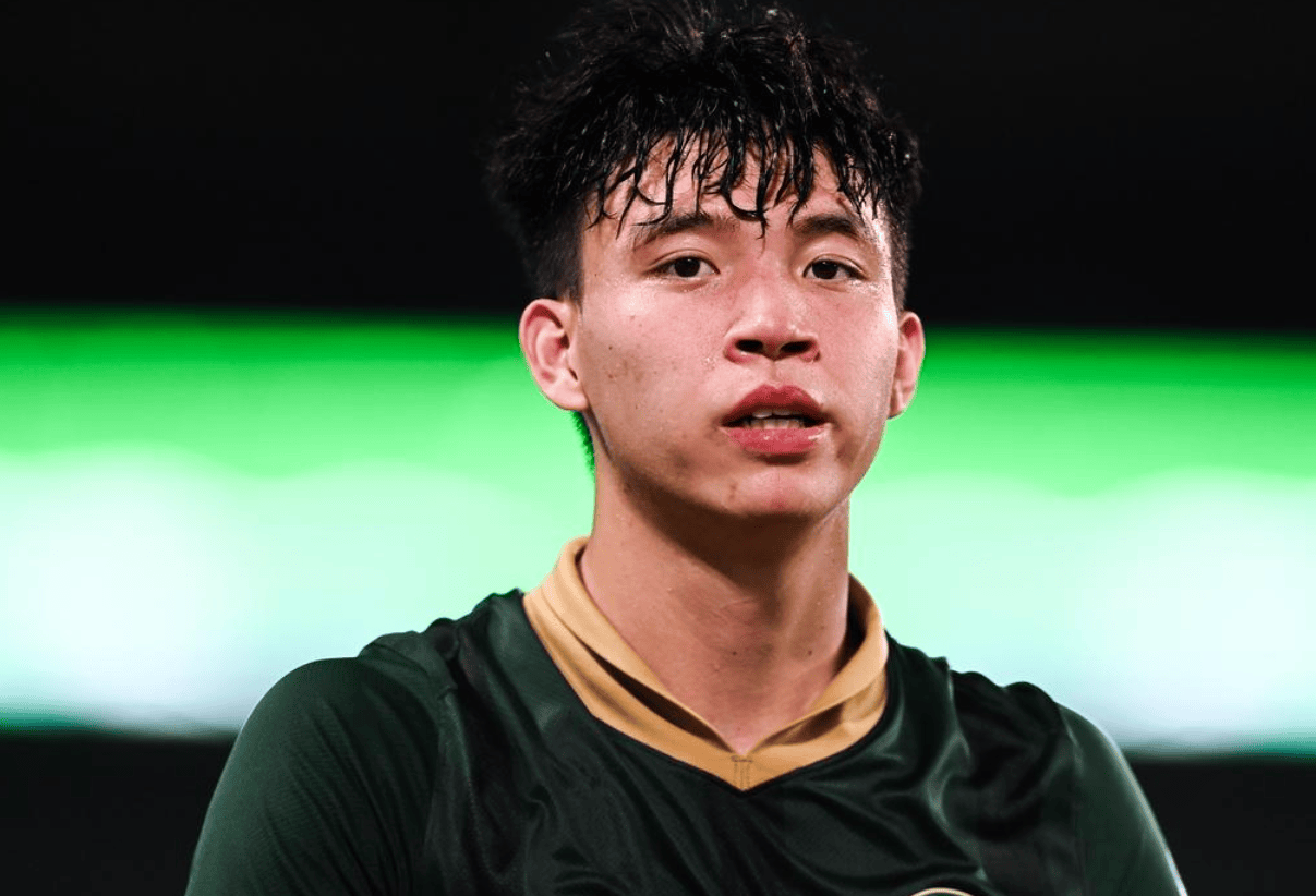 中超梅州客家2-2浙江队弗兰克梅开二度王钰栋失单刀的简单介绍