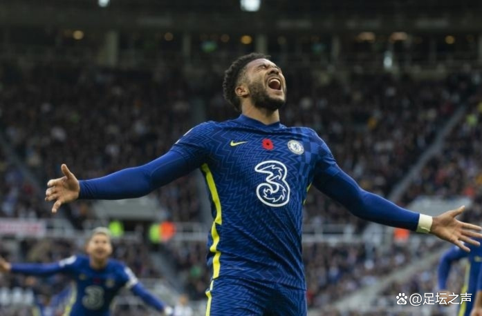 罗马计划在本周内完成至少三笔引援包括右后卫中场和前锋的简单介绍