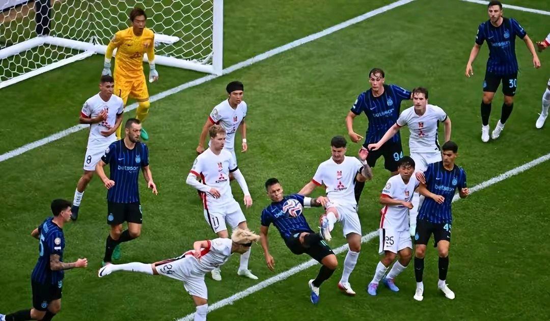 TA：世俱杯会想念阿根廷球迷阿根廷球队悉数出局的简单介绍  第1张