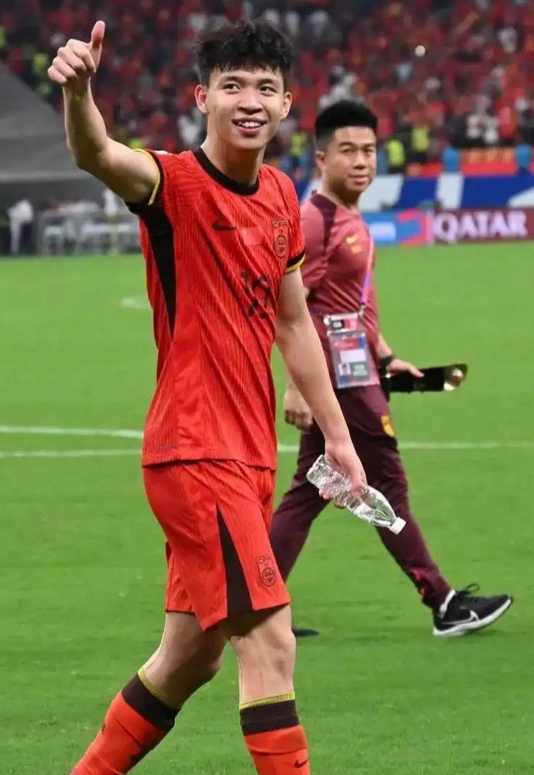 范志毅称要保护好王钰栋中国足球有人才的简单介绍 第1张 范志毅称要保护好王钰栋中国足球有人才的简单介绍 第1张