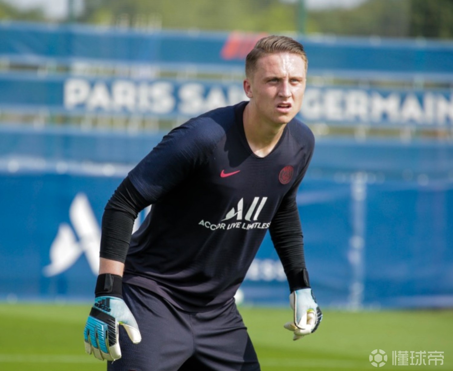 大巴黎扎格租借加盟哥本哈根为一线队出战11次的简单介绍