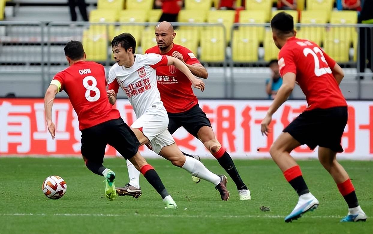 包含亚泰9月3日集结备战成都蓉城结束2天的假期的词条  第1张