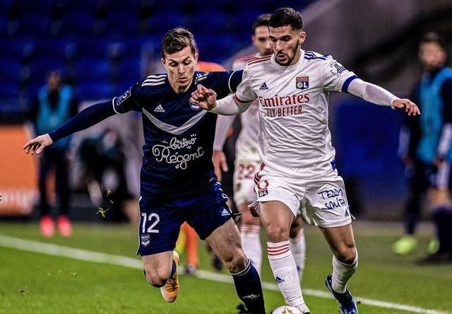 关于曝尤文或在夏窗尾声补强后防有意重签维加的信息  第1张