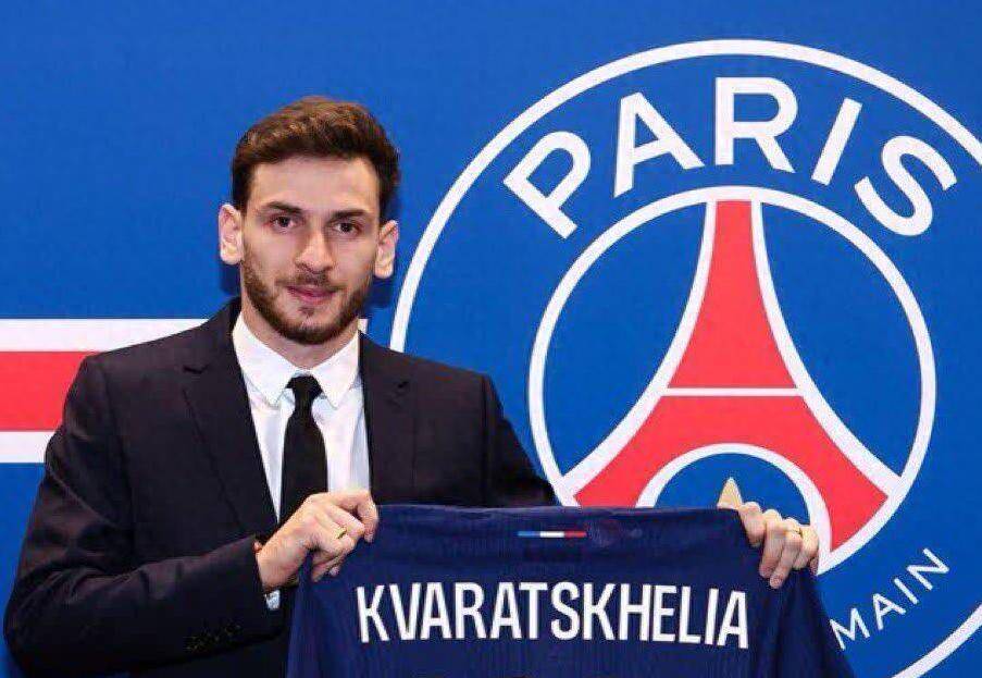 关于克瓦拉茨赫利亚参加巴黎训练缺席法国杯决赛的信息  第1张