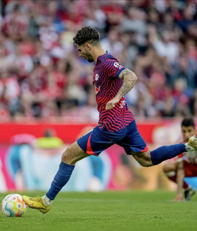 关于阿森纳与莱比锡仍在谢什科转会费有分歧交易陷入停滞的信息  第1张